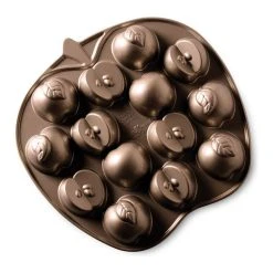 Nordic Ware Grey Cast Aluminum 3 Cup Apple Slice Cakelet Pan