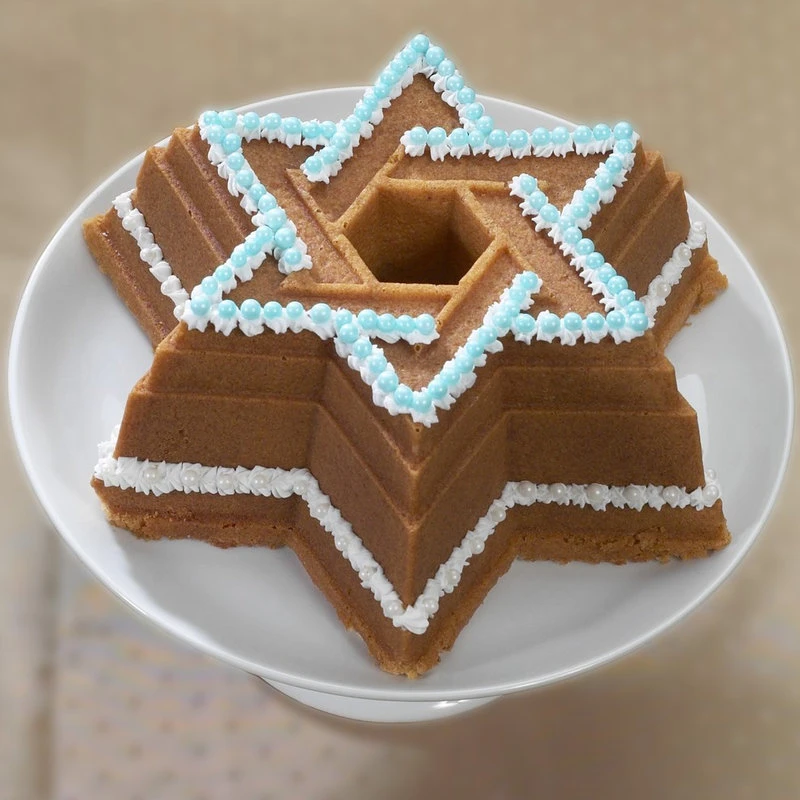 Nordic Ware Platinum Bakeware Star Of David Bundt Cake Pan - Image 2
