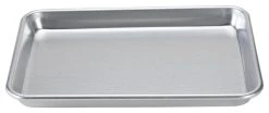 Nordic Ware 13"x9"x1" Quarter Sheet Baking Pan